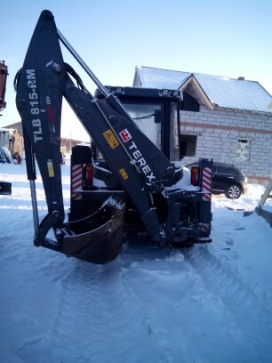 Сдача в аренду экскаватора-погрузчика TEREX для работ