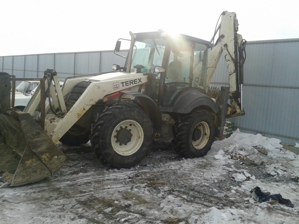 Аренда экскаватора-погрузчика CASE, TEREX