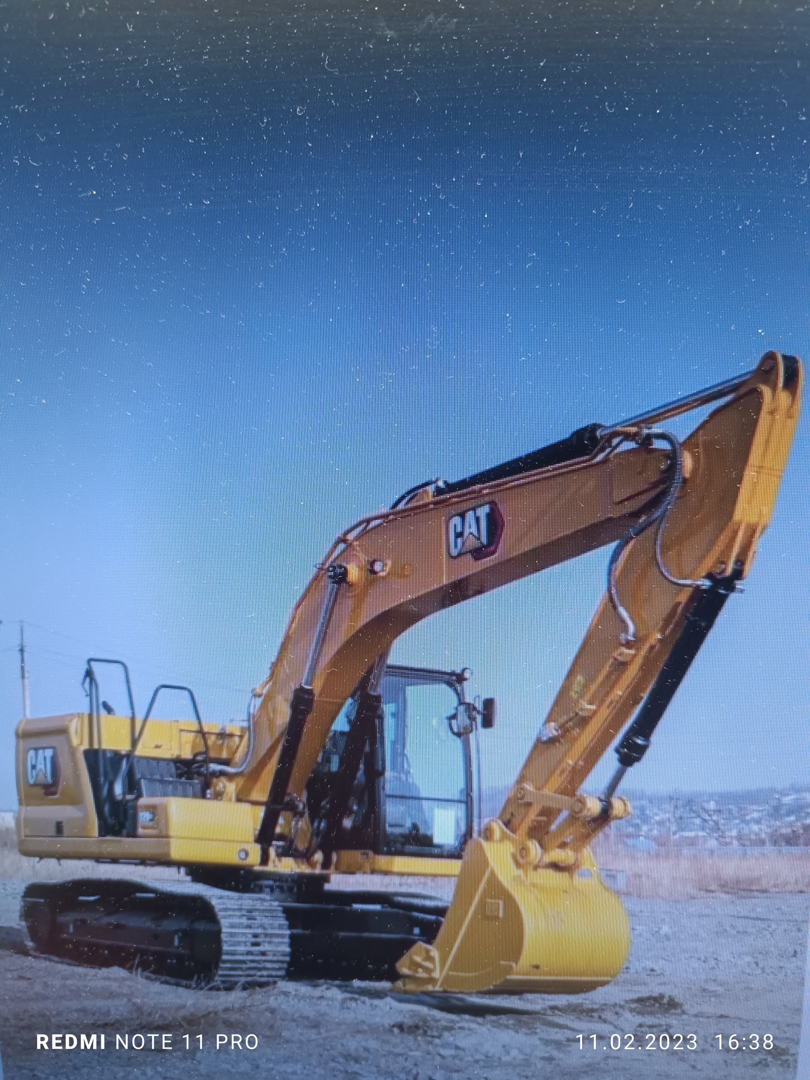 Аренда экскаватора CAT 330 GC гусеничный 28 тонн