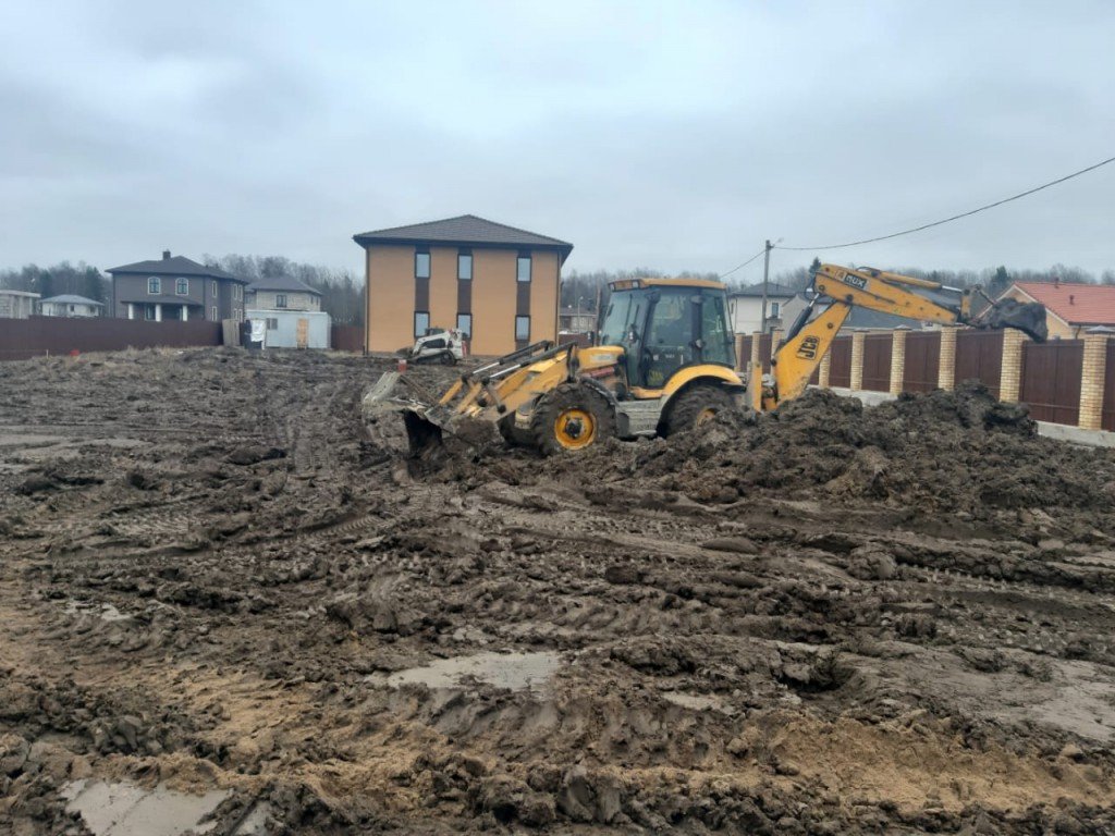 Услуги экскаватора-погрузчика JCB3CX