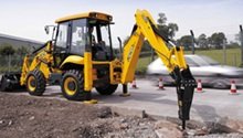 Аренда экскаватора-погрузчика JCB с гидромолотом