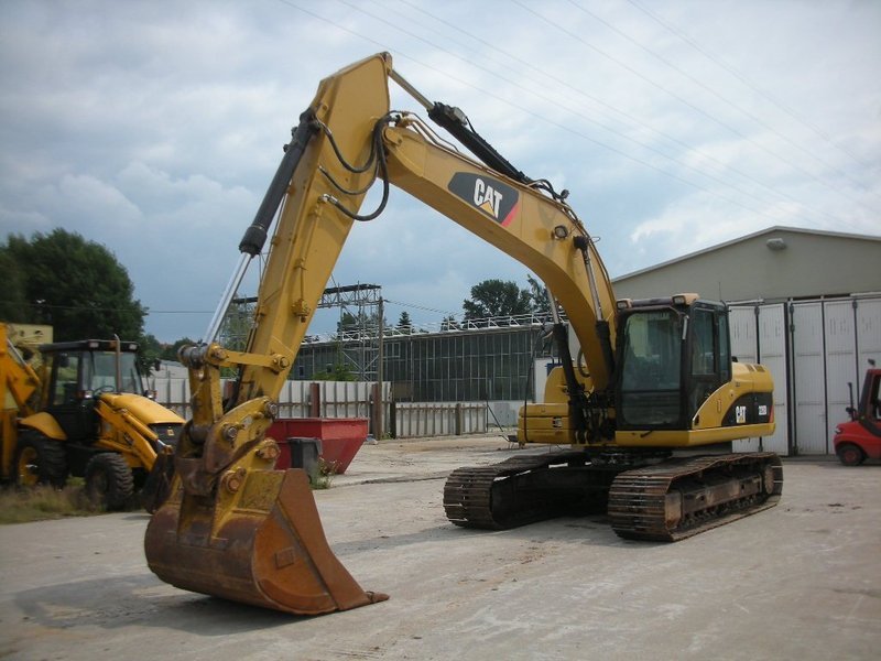 Аренда экскаватора CAT 320