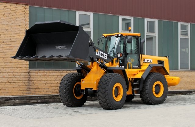 Аренда экскаватора погрузчика JCB недорого