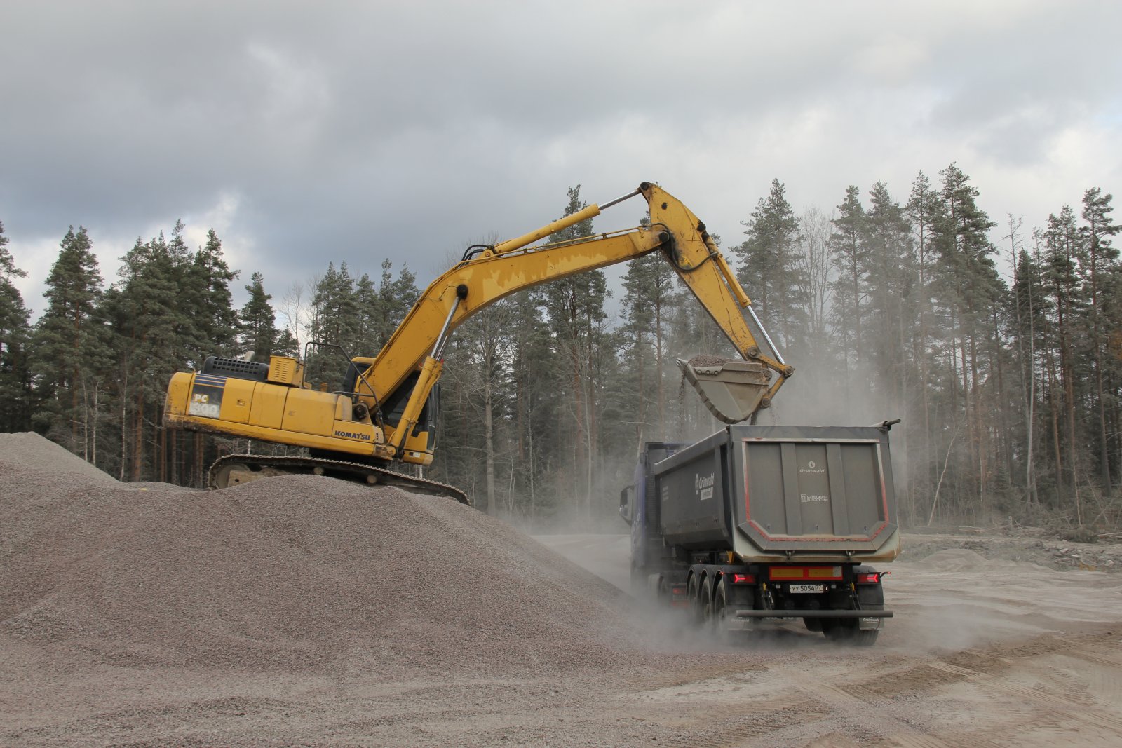 Аренда гусеничного экскаватора KOMATSU PC 300-7