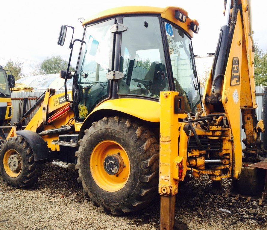 Аренда экскаватора погрузчика JCB 3CX