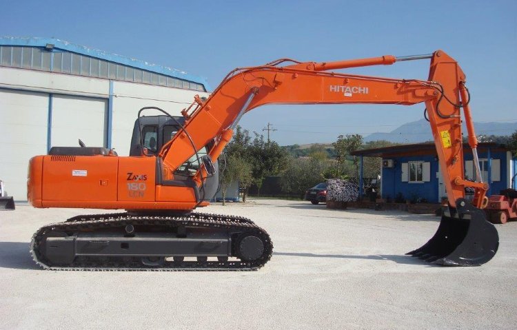 Аренда гусеничного экскаватора Hitachi Zaxis 180 l