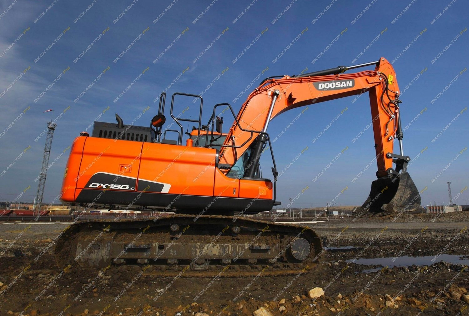 Аренда гусеничного экскаватора Doosan / Daewoo DX1