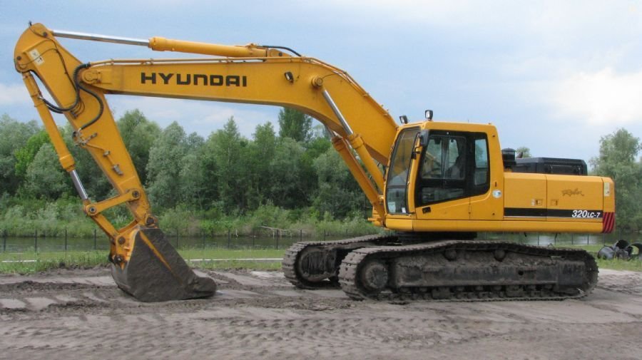 Сдаётся в аренду экскаватор HYUNDAI R320LC-7