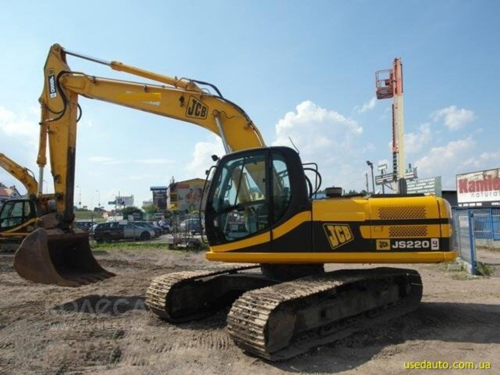 Аренда экскаватора JCB-220