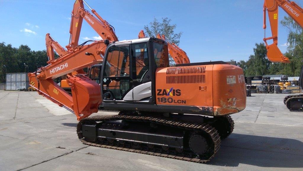 Аренда гусеничного экскаватора Hitachi ZX180LCN-5G