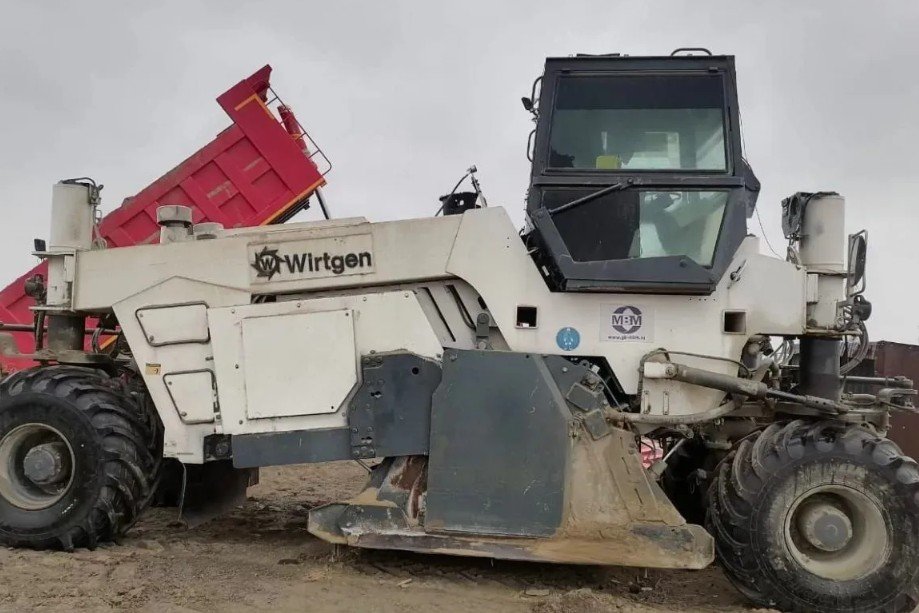 Ресайклер WIRTGEN WR 250 с доставкой тралом в аренду
