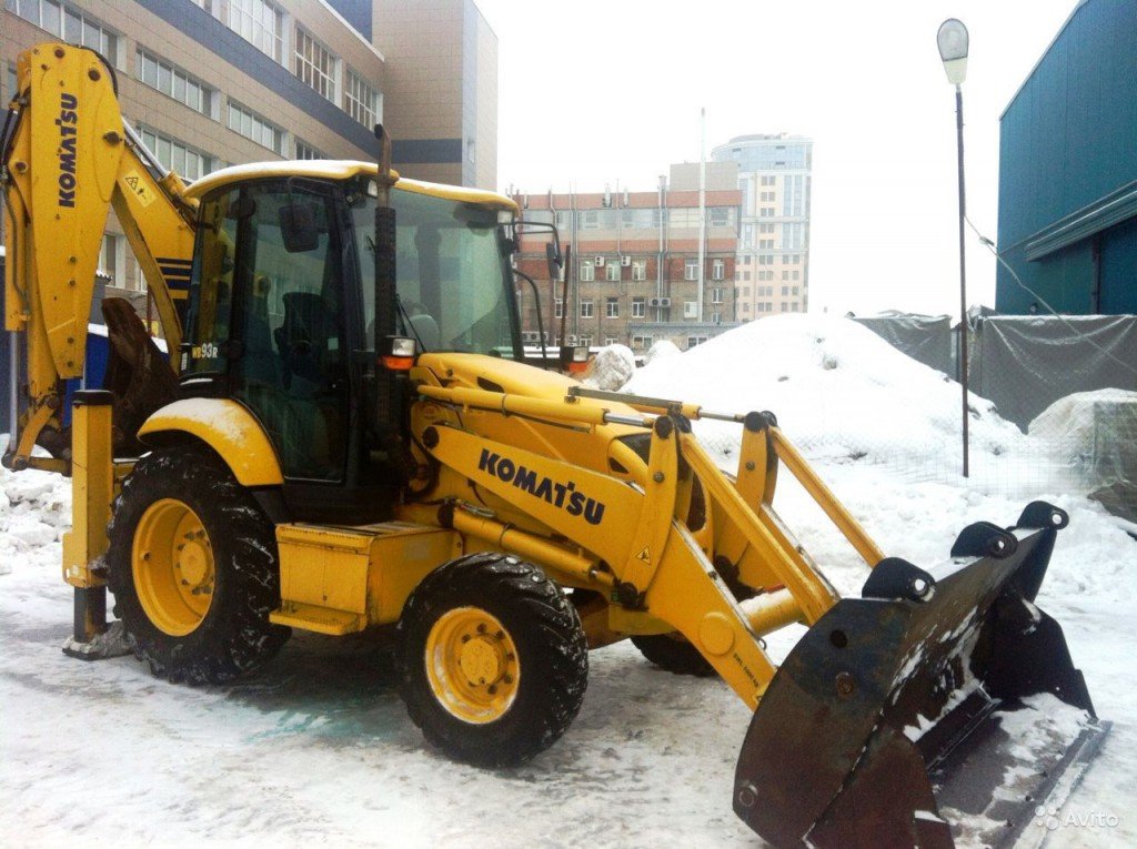 Аренда Komatsu WB93r5