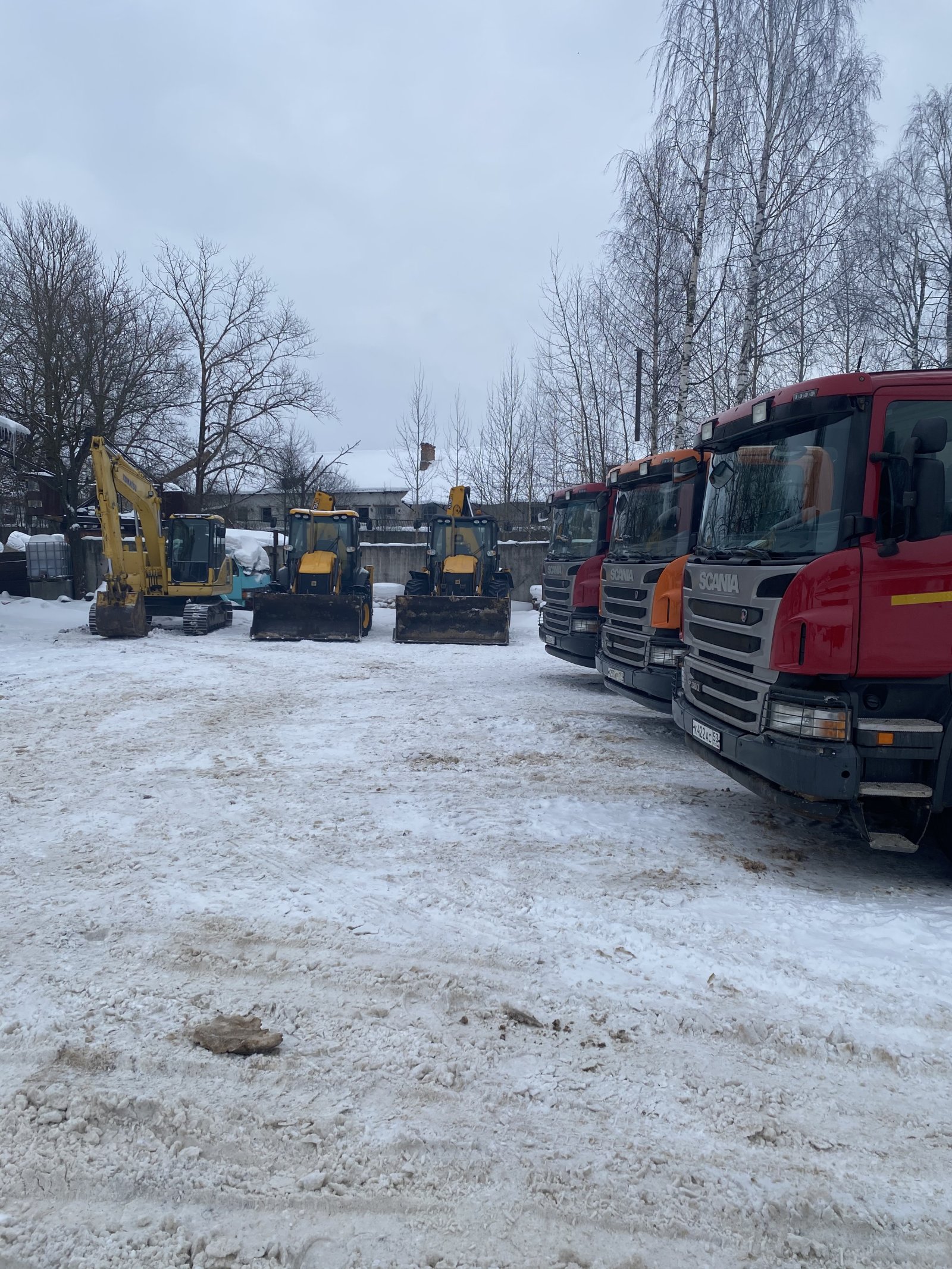 Услуги экскаватора- погрузчика JCB 4CX