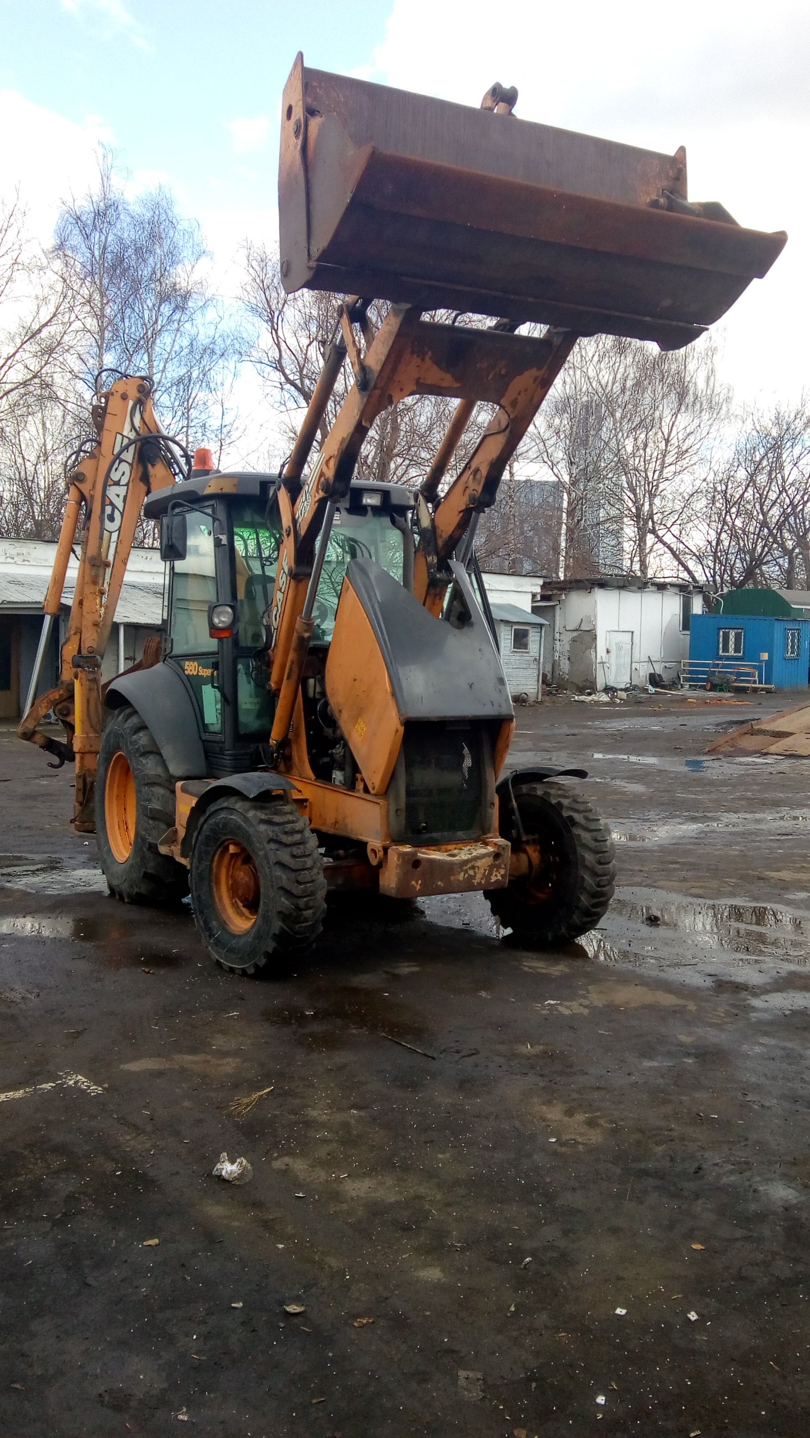 Услуги эксковатора-погрузчика от собственника