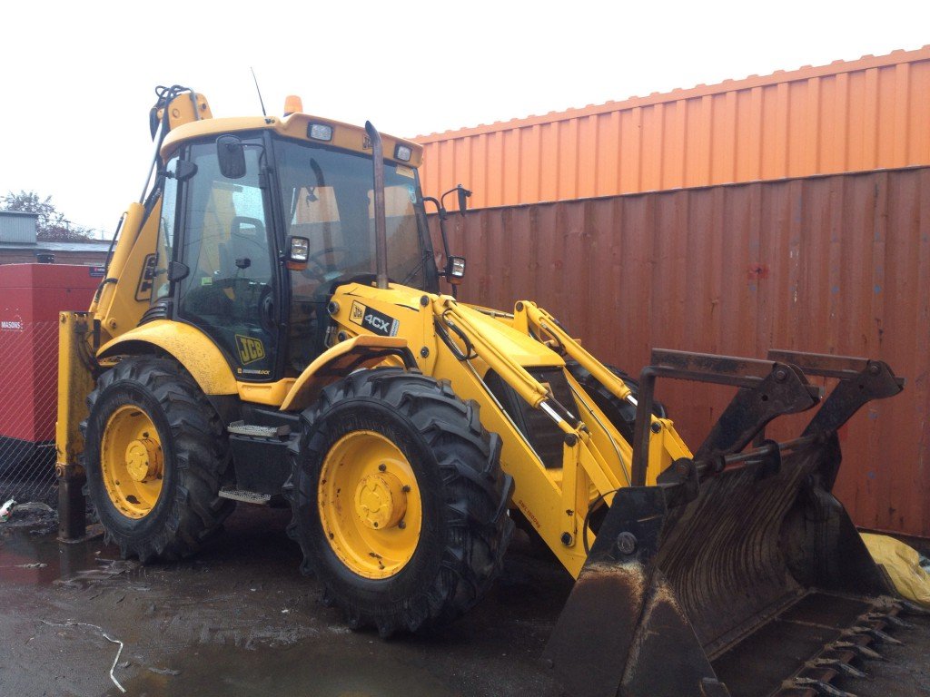 Аренда экскаватора-погрузчика jcb 4cx
