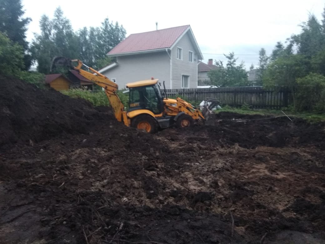 Экскаватор-погрузчик аренда, услуги СПБ, Лен. обл
