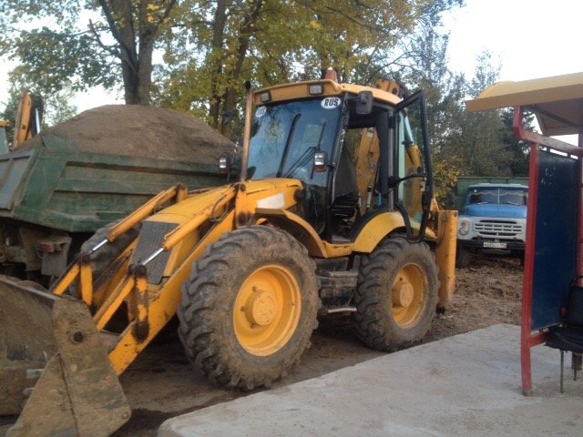 Услуги экскаваторов JCB, CASE, CAT для всех видов земляных работ