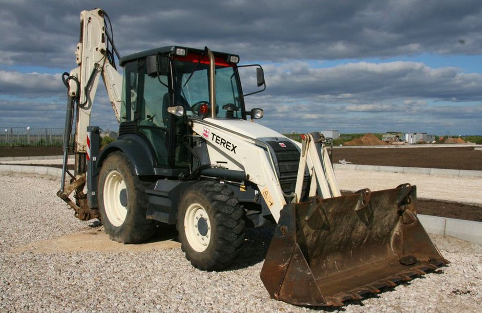 Экскаватор-погрузчик Terex, Гидромолот