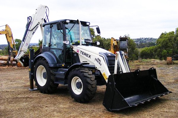 Прокат Terex 860 для всех видов земляных работ на участке