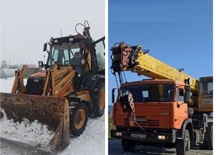 Экскаватор погрузчик с челюстным ковшом услуги