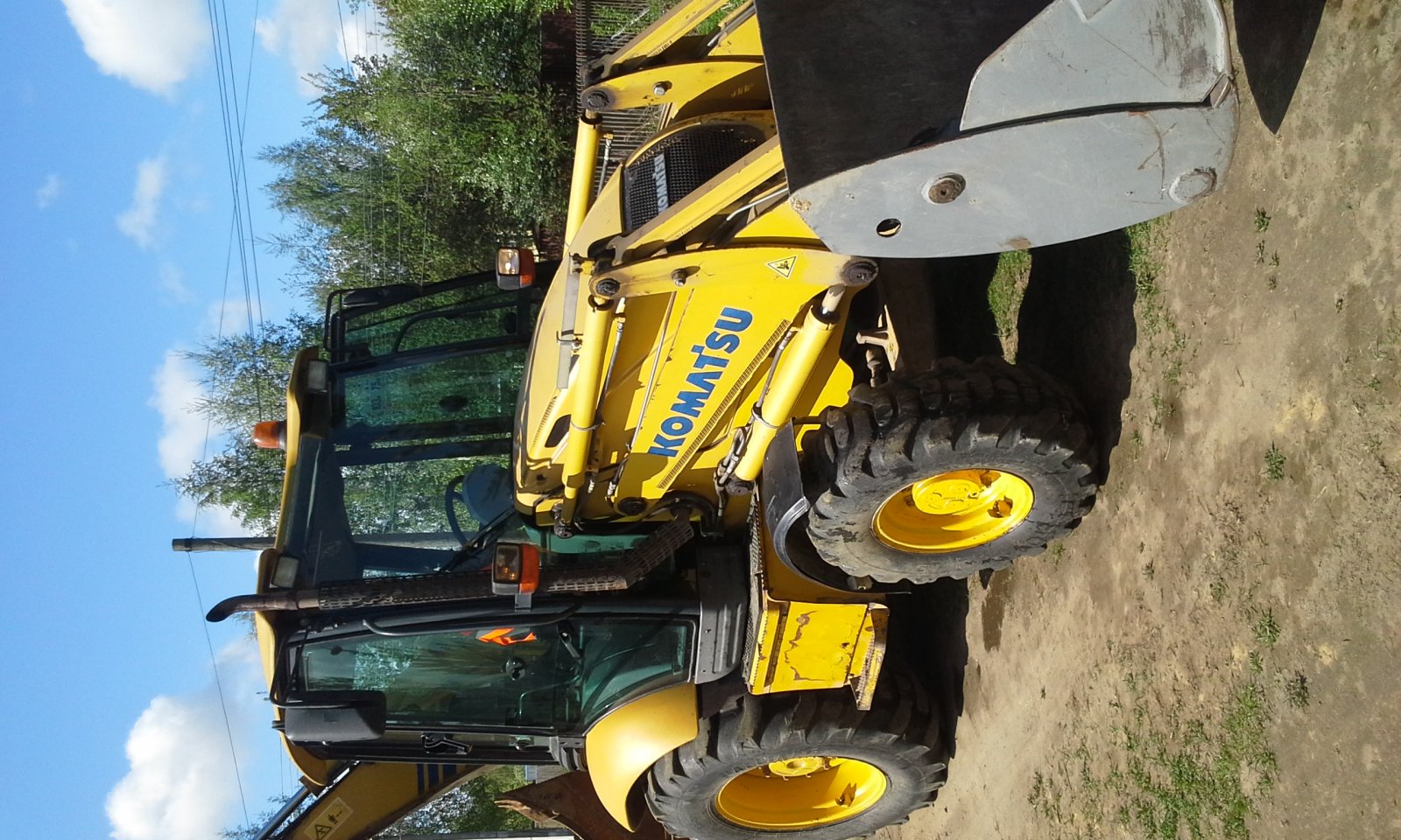 Сдаю в Аренду Экскаватор - погрузчик Komatsu Wb93r