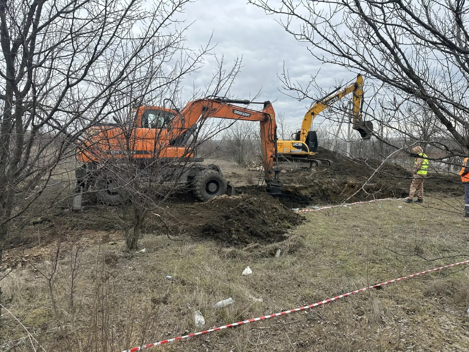 Выполняем все виды земляных работ экскаватором