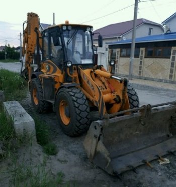 Эксаватор Погрузчик от собственника
