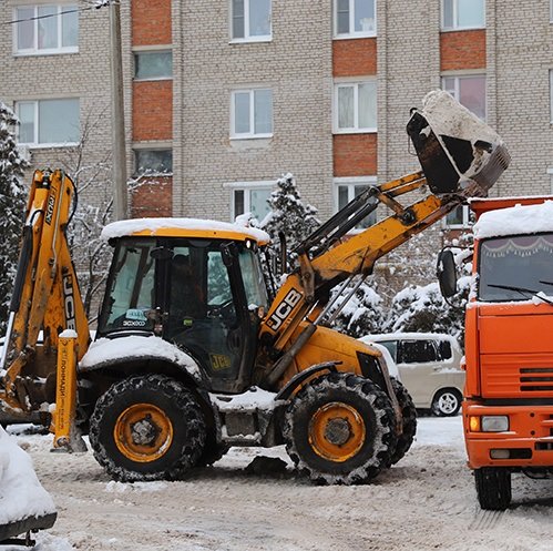 Аренда экскаватора погрузчика JCB 3CX super для планировки территорий
