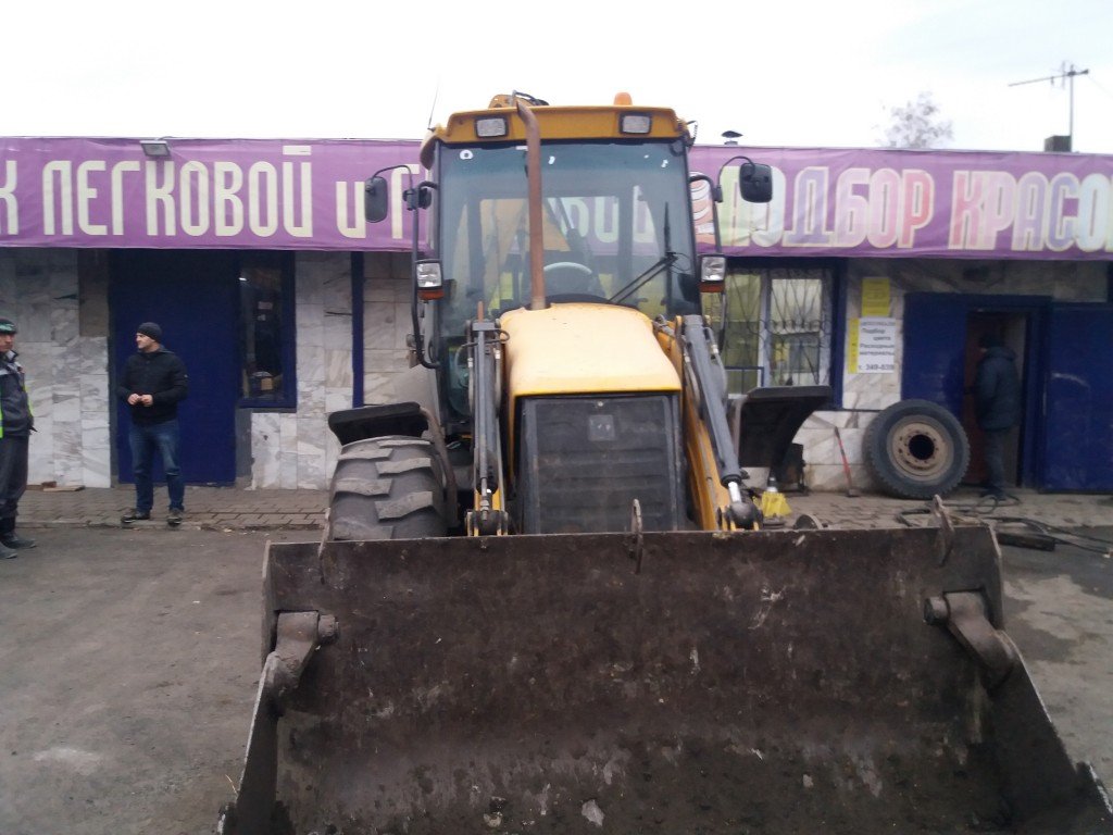 Услуги экскаватора-погрузчика от собственника