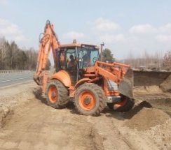 Экскаватор погрузчик от собственника