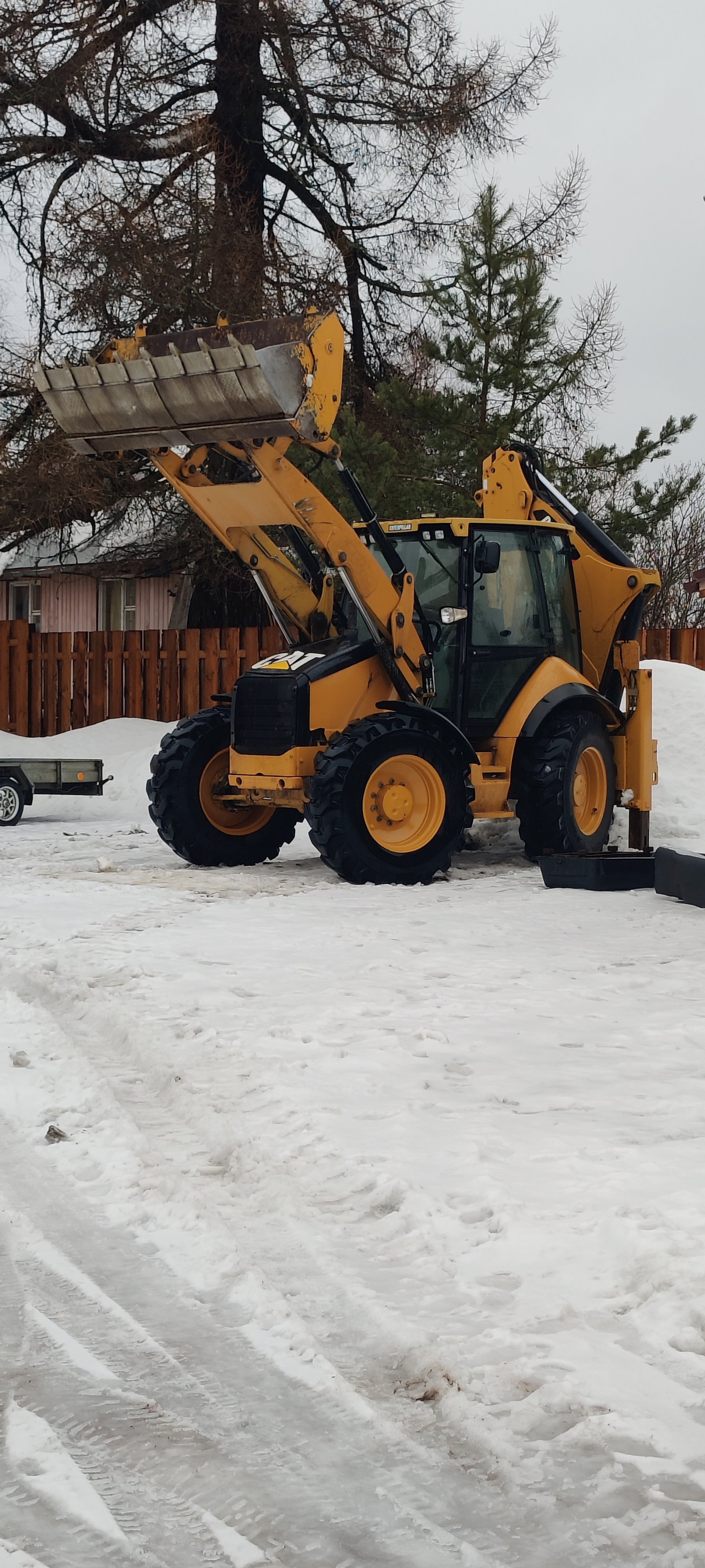 Аренда экскаватора-погрузчика 4х4 Caterpillar 434e
