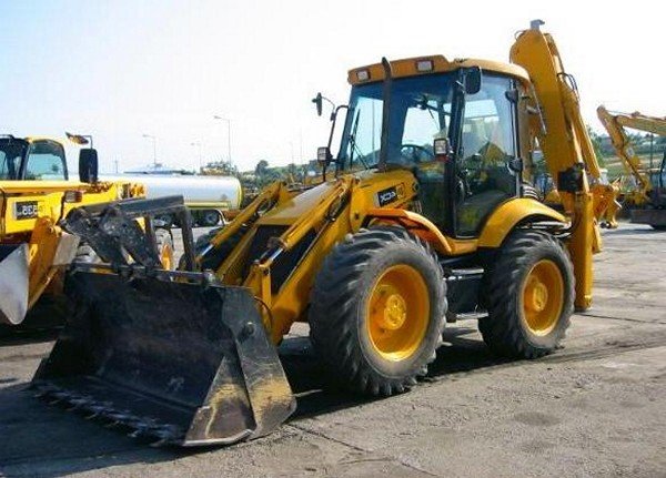 Аренда экскаватора погрузчика JCB