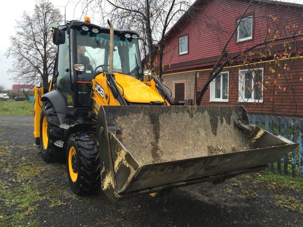 Услуги экскаватора погрузчика JCB 3 cx