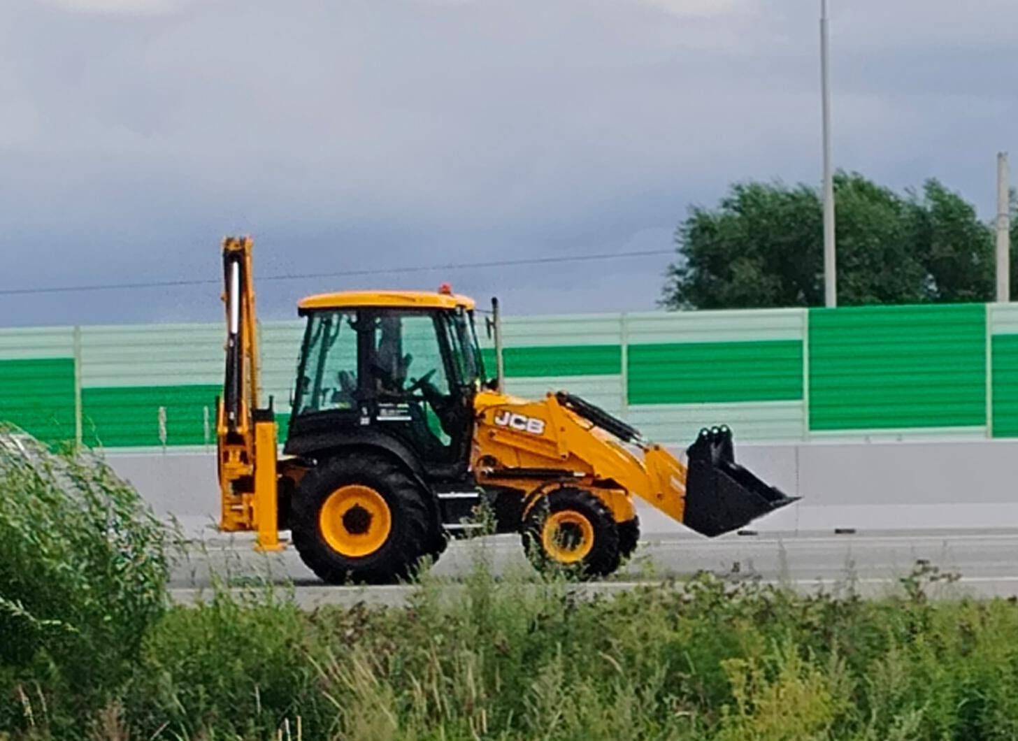 Аренда экскаватора- погрузчика JCB 3cx / 4cx
