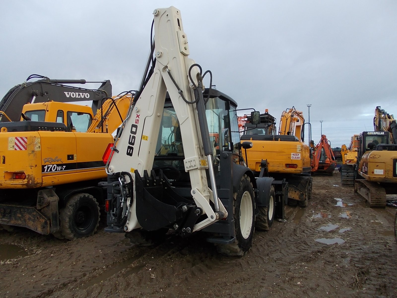 Услуги экскаватора-погрузчика TEREX 860 для сложных работ, есть самосвал