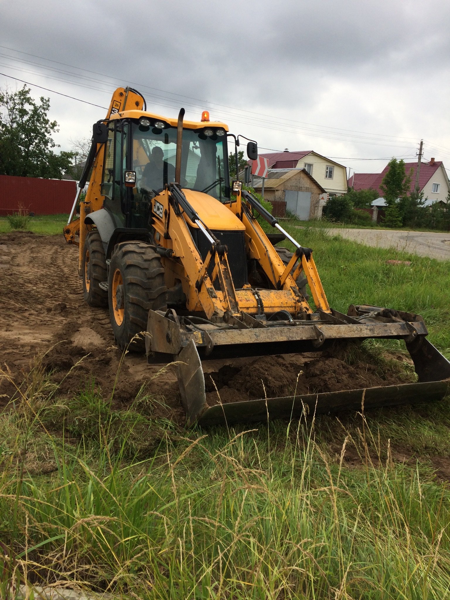 Аренда экскаватор-погрузчик JCB