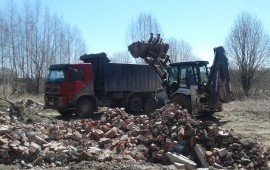 Вывоз мусора самосвалами с погрузкой