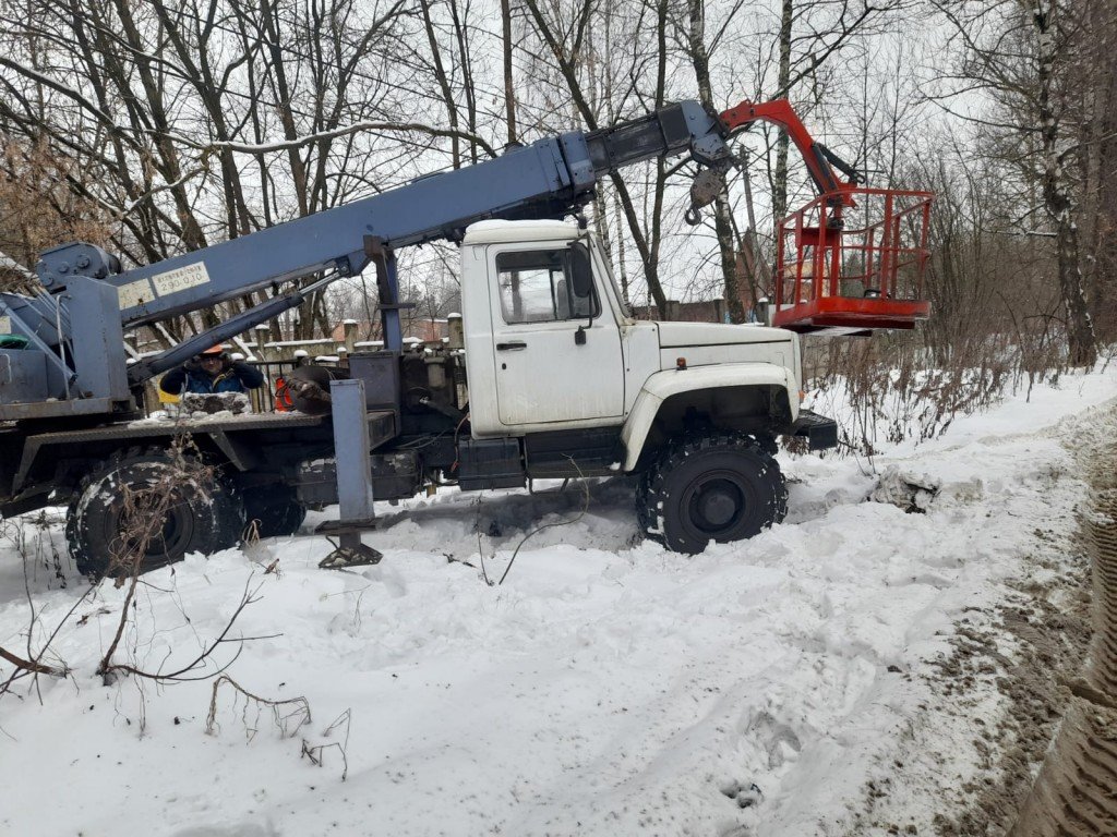 Аренда ямобура, установка лэп, шнковое бурение