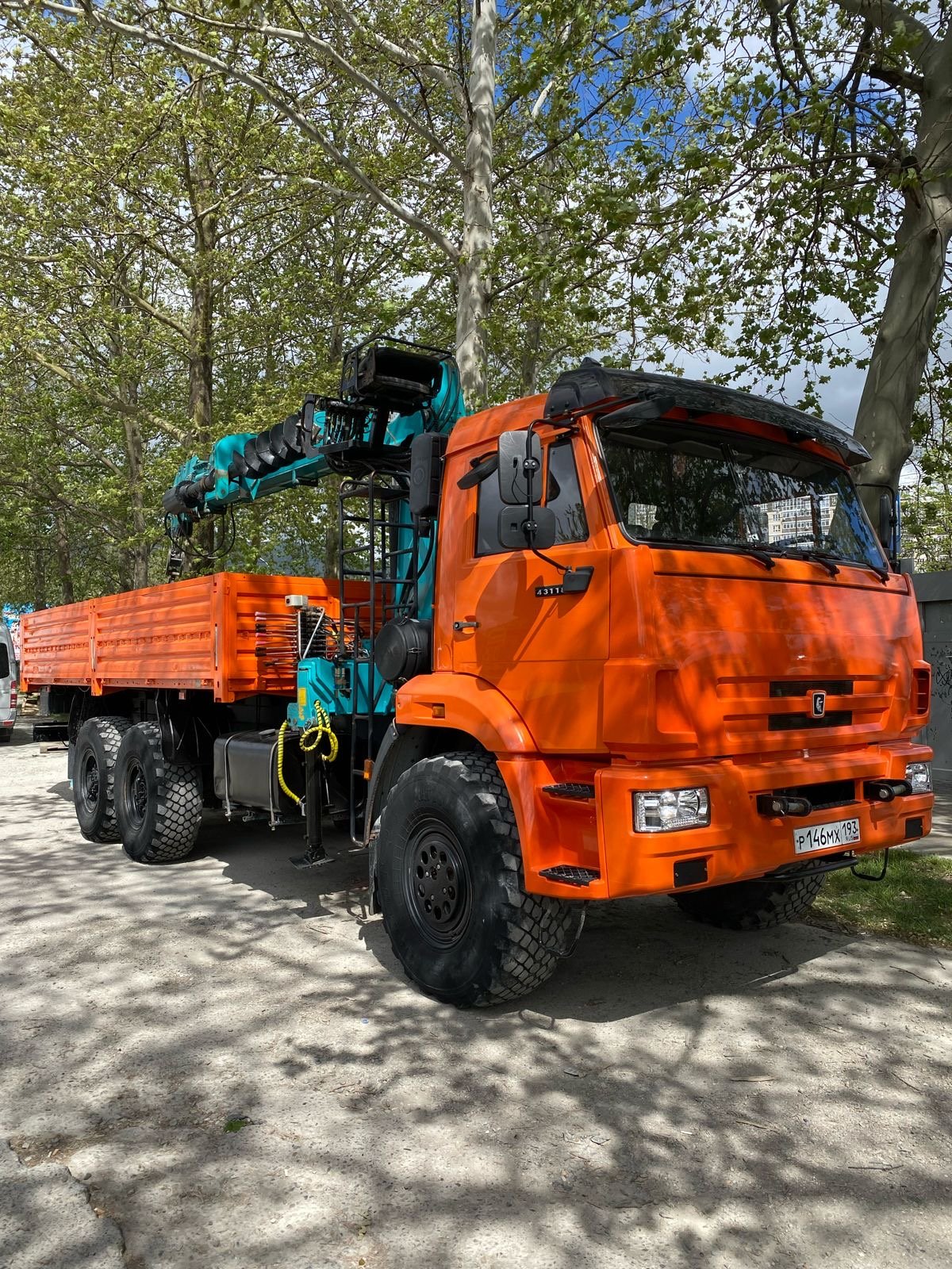 Манипулятор Камаз вездеход Люлька автовышки ямобур