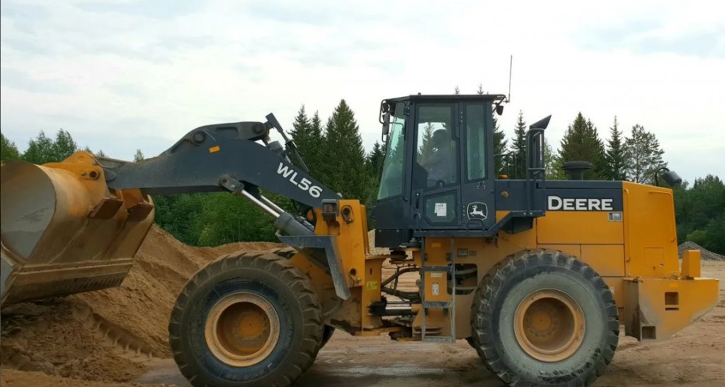 Услуги погрузчика Kamatsu, JCB и бульдозера