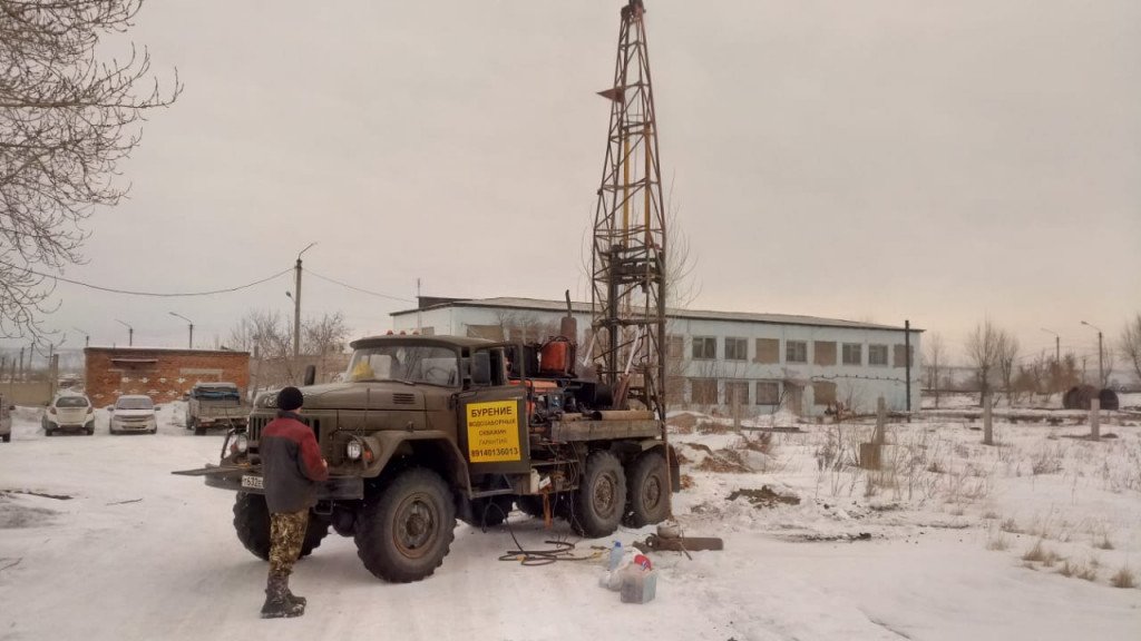 Буровая угб 50