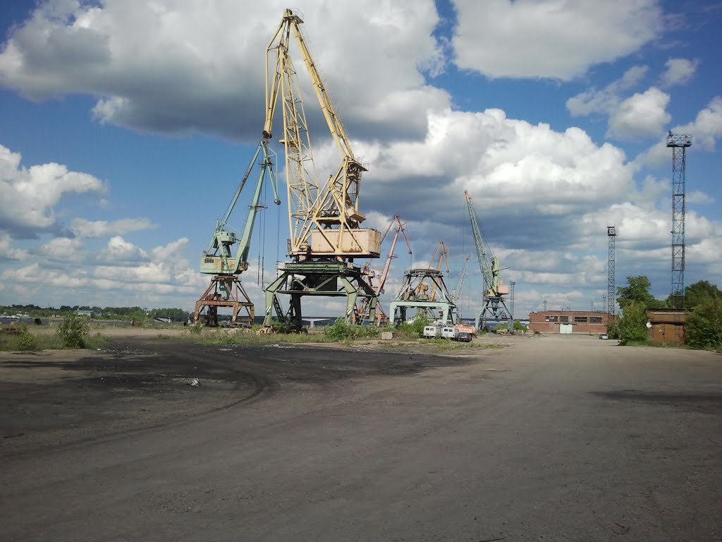 Аренда: Спецтехника в Александровск
