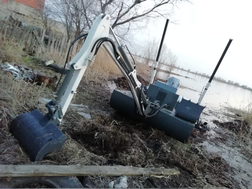 Мини земснаряд от собственника64