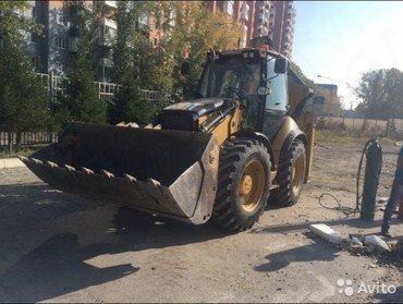 Заказ гидромолота на базе экскаватора-погрузчика