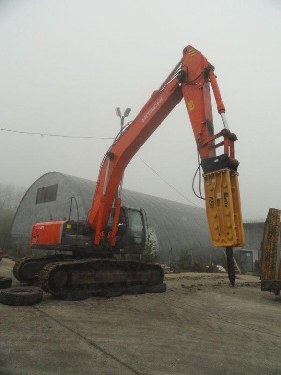 В аренду гидромолот Hitachi