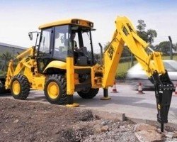 Работы гидромолотом на базе экскаватора-погрузчика