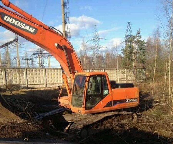 Экскаватор с гидромолтом, крашер, бетонолом