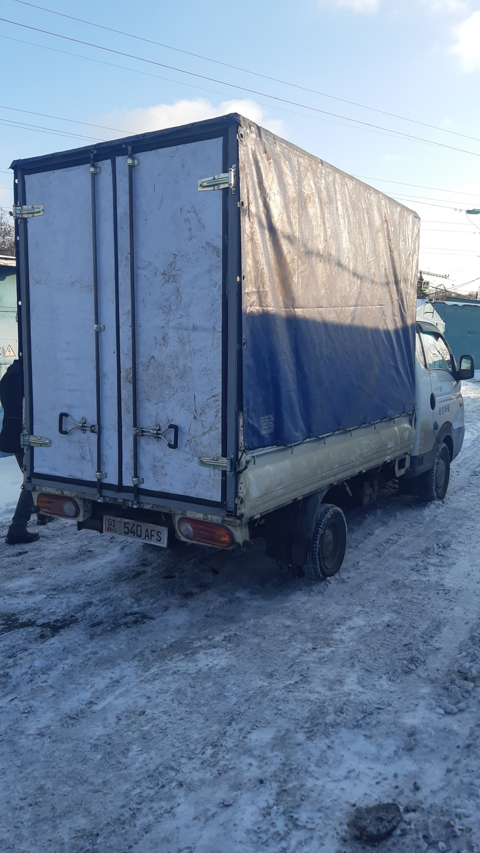 Грузоперевозки. Бортовой тентованный самосвал hyundai