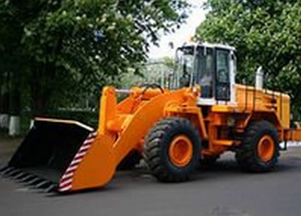 Фронтальный погрузчик. Автовышки. Каток. Грейдер