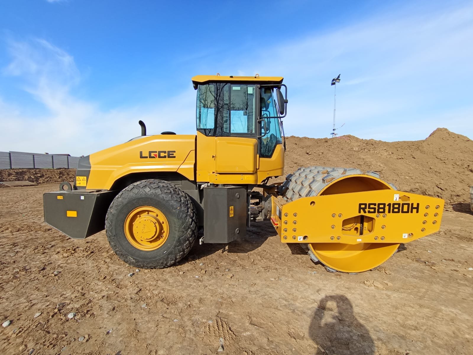 Аренда катка LGCE RS8140H